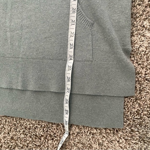 TJX Europe 100% Cashmere Green Gray Sweater No Tag Sized Small/Medium - Picture 9 of 11